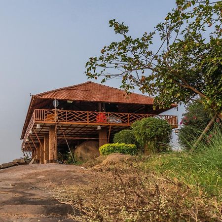 Leo Woods Hampi River View Hotel Exterior foto