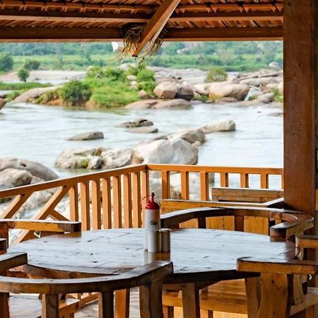 Leo Woods Hampi River View Hotel Exterior foto